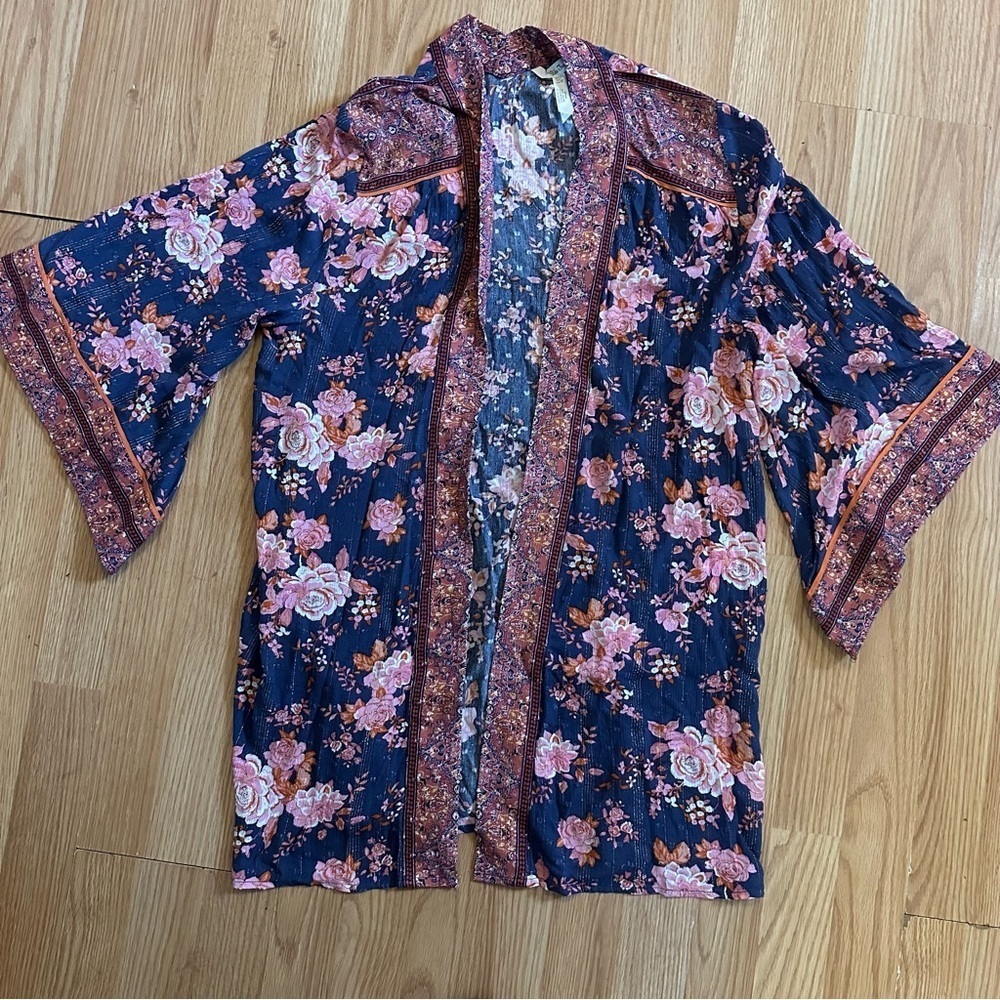 Matilda Jane m/l open front quarter length sleeves floral cardigan gold thread